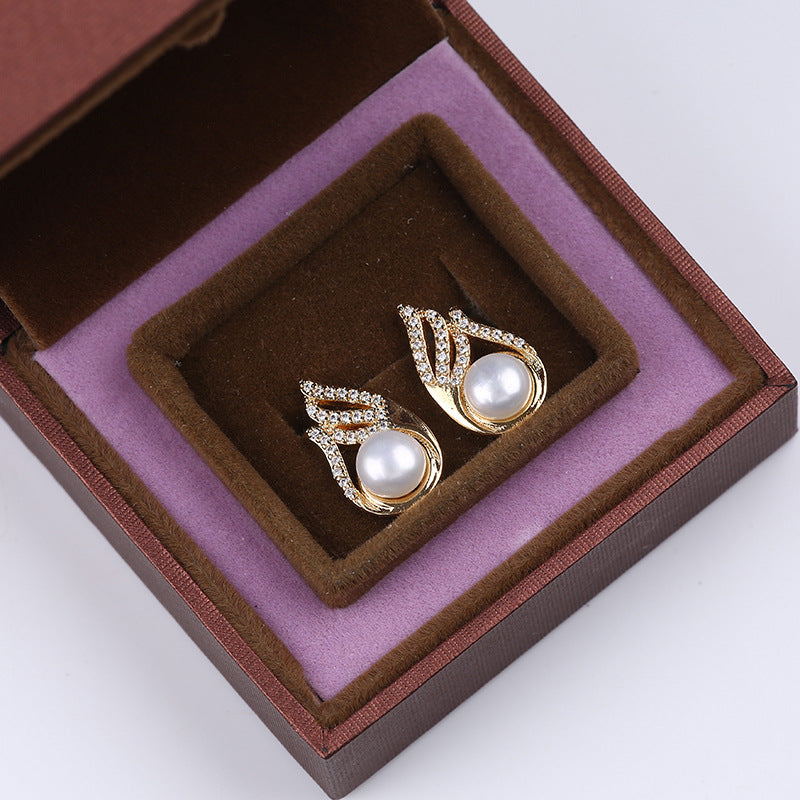 Pearl Jewelry,  Copper-plated Gold Stud Earrings