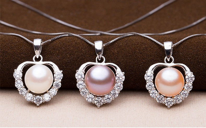 Beautiful Heart-shaped, Freshwater Pearl Pendant
