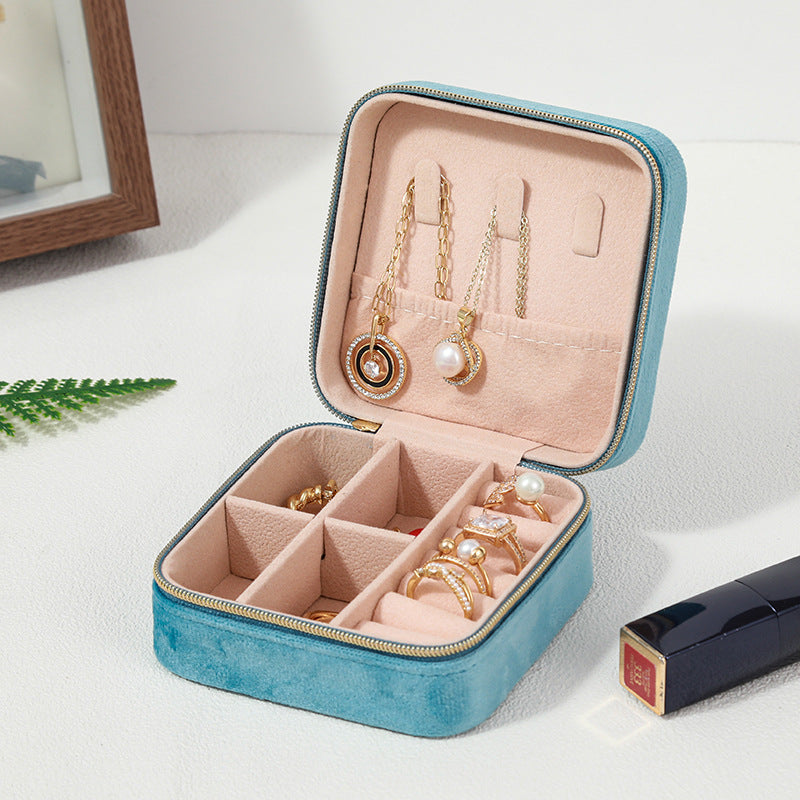 Portable Velvet Jewelry Storage Box