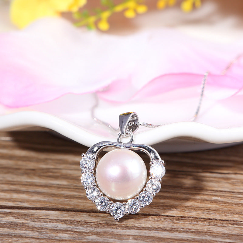 Beautiful Heart-shaped, Freshwater Pearl Pendant