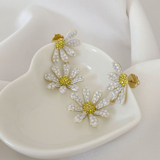 Elegant Gold Plated Daisy Flower Earrings for Women