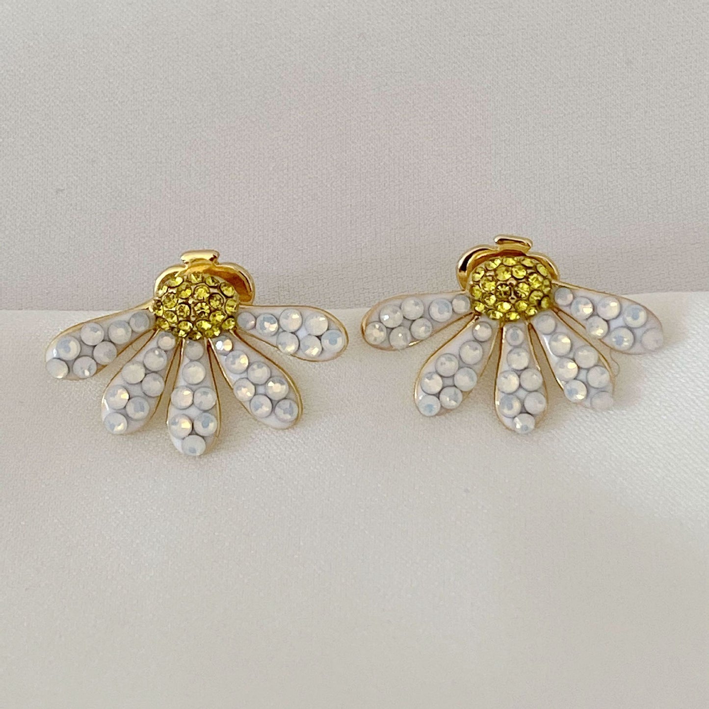 Elegant Gold Plated Daisy Flower Earrings for Women