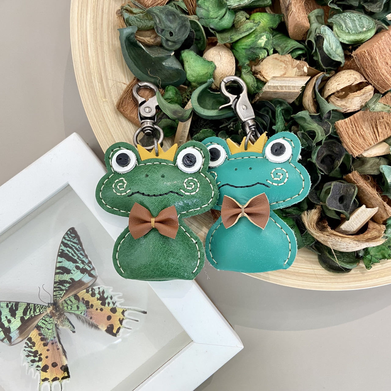 Leather Little Frog Handmade Fashionable All Match Jewelry Package Pendant