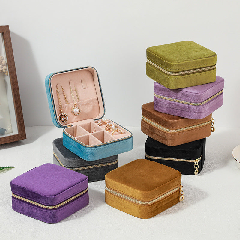 Portable Velvet Jewelry Storage Box